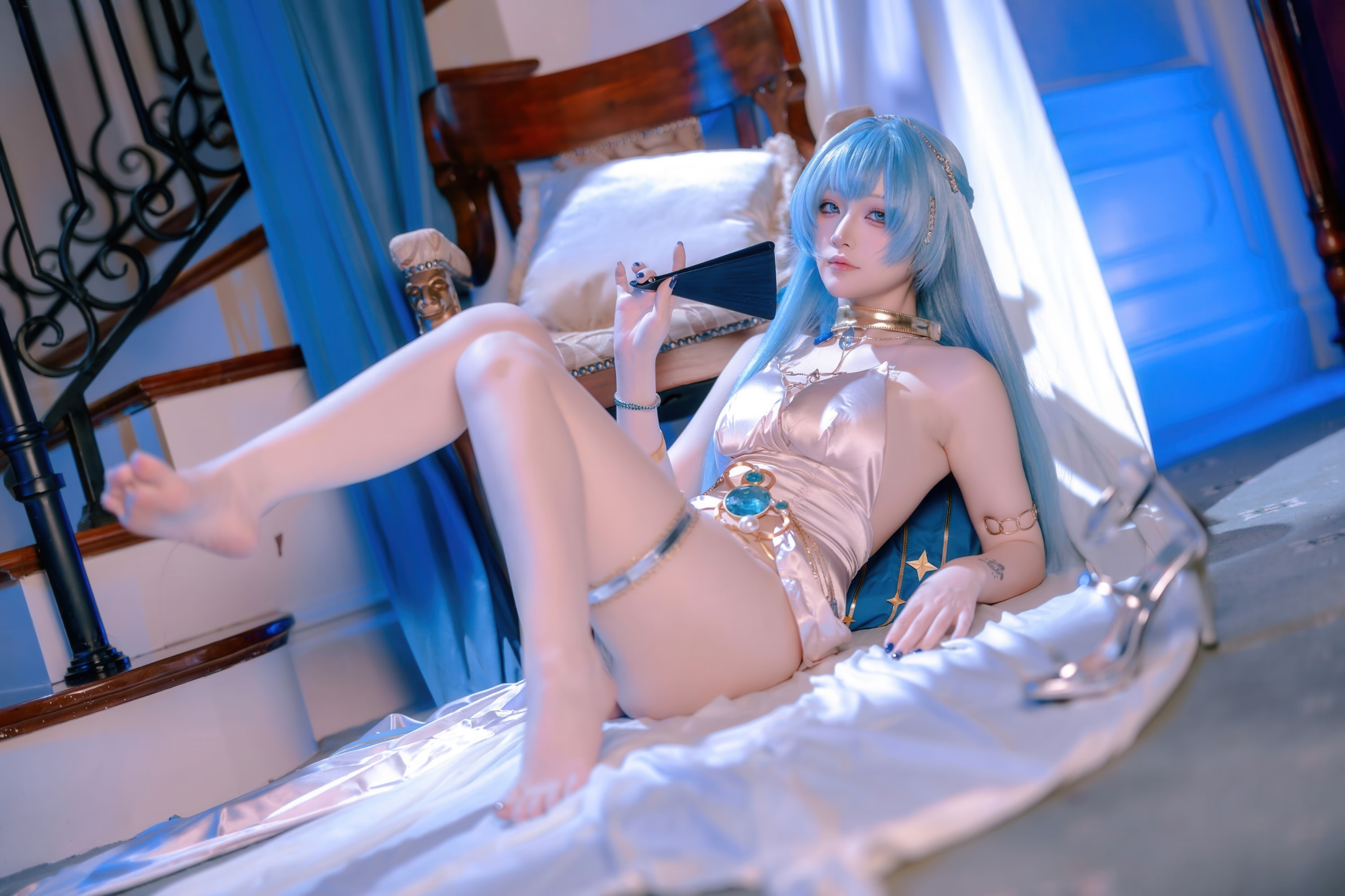 海伦 礼服/ヘルム　[屿鱼Yukako]  胜利女神：妮姬 /勝利の女神:NIKKE